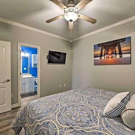 Modern Island Condo With Pool Steps To The Beach! South Padre Island Εξωτερικό φωτογραφία