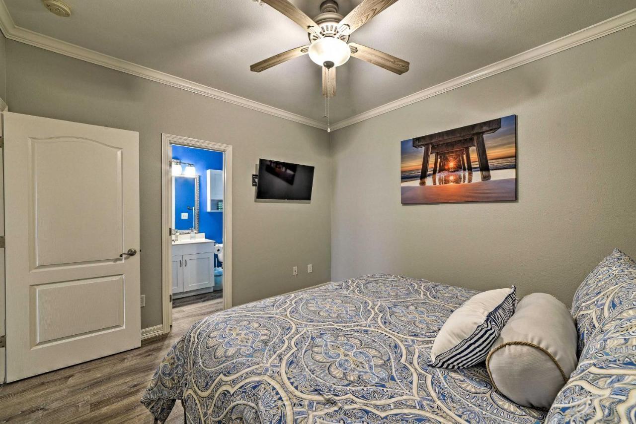 Modern Island Condo With Pool Steps To The Beach! South Padre Island Εξωτερικό φωτογραφία